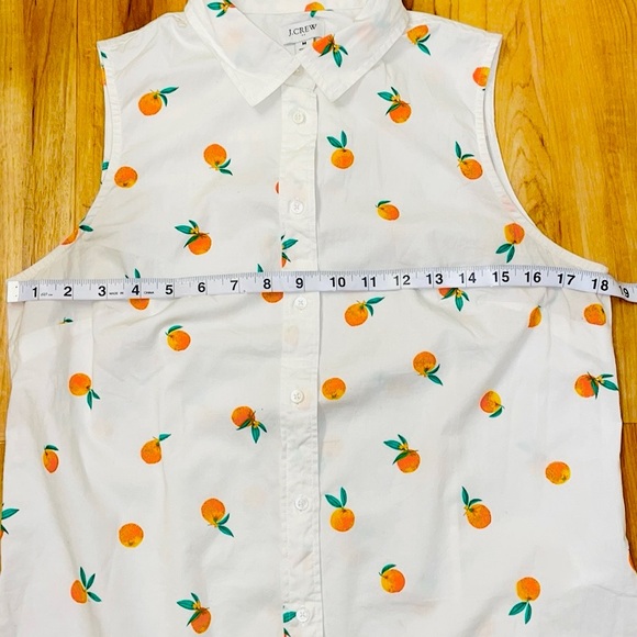 J. Crew fruit print sleeveless button down blouse size M - Picture 8 of 9